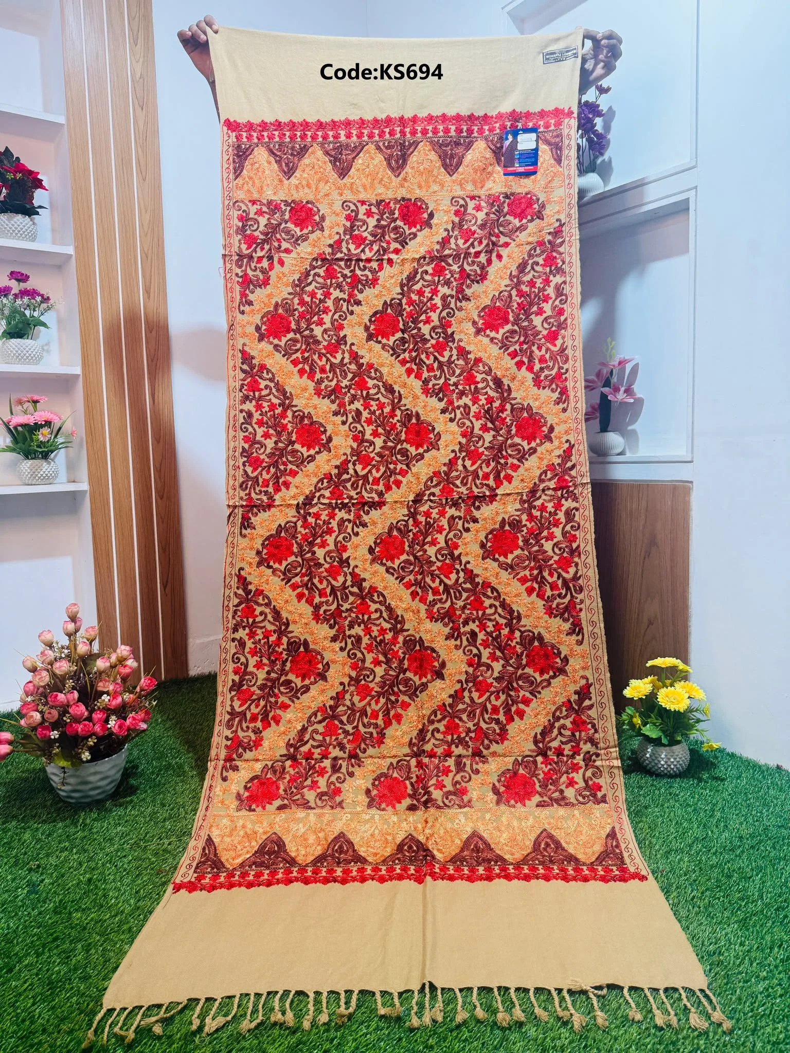 KS694 Beautiful Kashmiri Shawl - Ks694 - Image 1